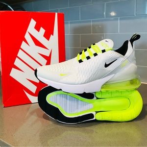 Nike Air Max 270 Volt Shoes Sz 8.5W / 7Y